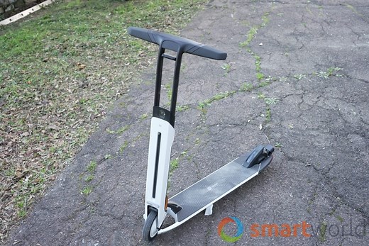 Recensione Segway-Ninebot KickScooter Air T15E: design funzionale (foto e video)