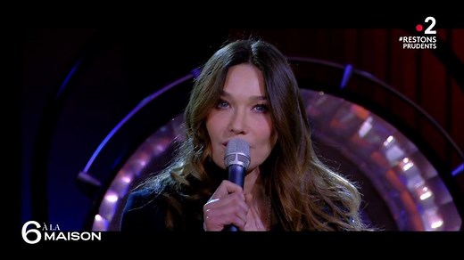 🎵 “On peut chercher l'amour de mille et une manières” 🎵 Ce soir, ne cherchez plus, c’est dans #6ALaMaison que vous trouverez “Un grand amour”, interprété en live par Carla Bruni ✨ http://bit.ly/6alamaison | C à vous