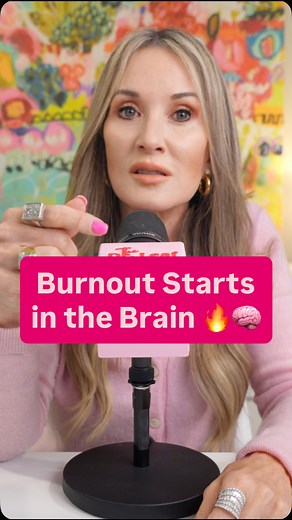 Feeling mentally drained, unfocused, or numb? 🧠 😶‍🌫️ That’s not weakness, it’s burnout caused by overwhelming your brain with too much, too fast, for too long. 😵‍💫 I talk about this often on The Dr. Leaf Show podcast 🎙️, how burnout starts in the mind, and what you can do to heal. 👇 Want to dive deeper? Comment “PODCAST” for the link! 🔗💬 #MentalHealthAwareness #BurnoutRecovery #NeuroscienceTips | Dr. Caroline Leaf