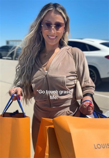 ✨Anyways 😅🛍️#shopping #louisvuitton #mercedesbenz #foryou #luxuryshopping