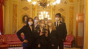 Meet the Teenagers Who Keep the US Senate Running