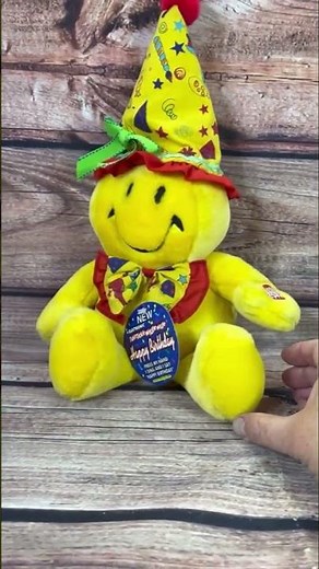 DanDee Tickle Tickle Wiggle Wiggle Birthday (Yellow Version) (Yellow Hat Version)