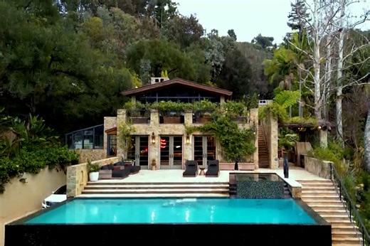 Jennifer Lopez's sells stunning $34 million mansion as she settles in with Ben Affleck in Beverly Hills