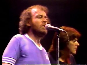 Joe Cocker -The Jealous Kind, live on Soundstage 1983. Joe Cocker (vocals) Cliff Goodwin (Lead Guitar) Howie Hersh (Bass) Larry Marshall (Keyboards) Spooner Oldham (Keyboards) B.J. Wilson (Drums) Maxine Green (Backing Vocals) Lynda Laurence (Backing Vocals) | Joe Cocker, with a little help from my friends.