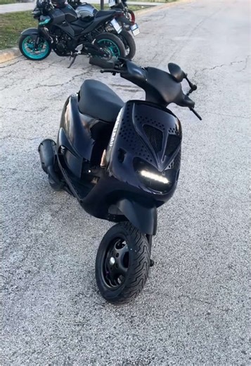 Zip 180: Bello Incazzato e Pronto a Decollare