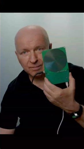 The Schumann Frequency Generator 7.83 Hz Drives my New Set of Electronic Crystal Sound Bowls