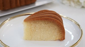 756K views · 1.7K reactions | Eggless Moist Hot Milk Cake How to make a cake without egg. Here's what you'll need: ½ cup unsalted butter (115g) 1 and ½ cup milk (375ml) 1 cup sugar (200g) 1 tsp vanilla extract (5ml) 3/4 cup yogurt (150g) 2 and ¼ cup all purpose flour (280g) 1 and ½ tsp baking powder (6g) 1 tsp baking soda (4g) 1 tsp salt (4g) | Savor Easy | Facebook