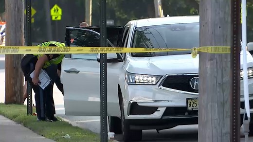 4-year-old killed, mother and 2 other kids hurt after being struck by car in Oakland