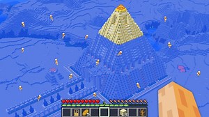 i found this underwater pyramid village in Minecraft | Yuyu Craft