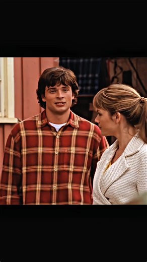 Clark deu vacilo perto do sogrão 😂 #series #smallville #superman