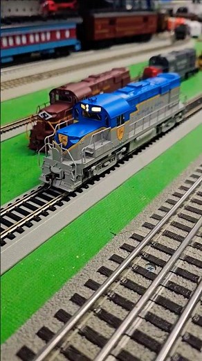 Atlas Ho Scale Alco RS36 - ESU Sound and DCC -- Delaware & Hudson #5013 (gray, blue, yellow)