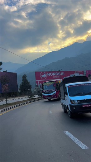#deluxebusofnepal