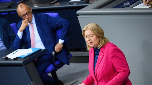 Bärbel Bas im Bundestag: Grundsicherung ist Chef und Chefinnen-Sache