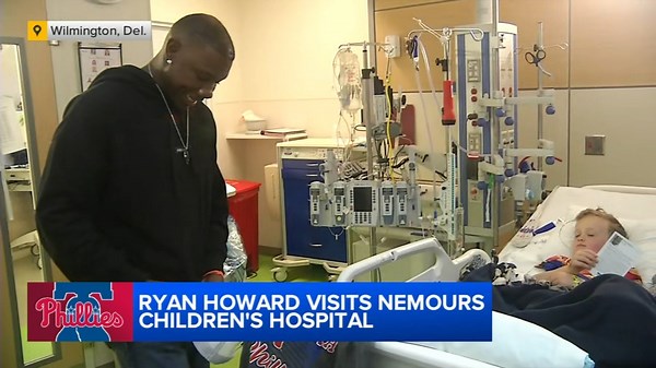 Phillies legend Ryan Howard visits Nemours Children's Hospital