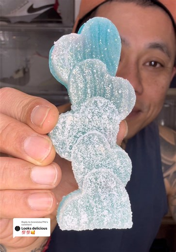 Replying to @brendalee796 @Silky Gem Crystal Candy BLUE RASPBERRY LYCHEE LUNAR CRYSTAL 💙🧧🤍 🔗 in bio💫 A LIKE & FOLLOW goes a long way 🫰🏼 #asmr #mukbang #food #candy #stonyley