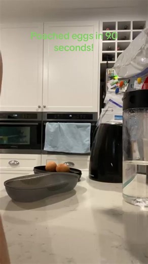 Quick & Easy Poached Eggs in 90 Seconds | Tupperware with Dan-Nell