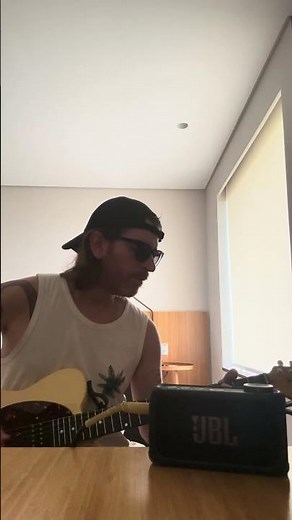 Practicing with my JBL BAND BOX SOLO speaker!! #guitar #guitarist #jbl #bandboxsolo