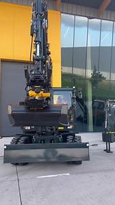 So chuffed to be one of the first to get a go on HD Hyundai Construction Equipmentbrand new 10 Tonne Rubber Duck- Even if they did interrupt my dinner to ask if I wanted a go 🤣 Thank you as always to Hyundai for inviting me over for the launch 💛.....#thediggergirl #hyundai #ad | The Digger Girl