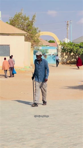 Aabaha nawaawi #nawaawi_secondary_school📚 #viral #fp #putlander🇸🇱💙😘 #somalitiktok