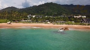 17K views · 365 reactions | Ein absoluter Sehnsuchtsort: Khao Lak  Thailand | 14 Nächte | Reisezeit: 01.02.2021 - 30.11.2021 | 4.5☀ The Sands Khao Lak by Katathani | DZ Sands & Frühstück | Upgrade Juniosuite Meerseite | 1x Yoga Stunde | 1x Spa Voucher | ab € 911,- ➤https://bit.ly/2Rlgns8 | sonnenklar.TV | Facebook