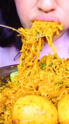 🔥Spicy Maggie Noodles 🌶 #mukbang #shorts #ytshorts #ytindiashorts #ytshortsindia