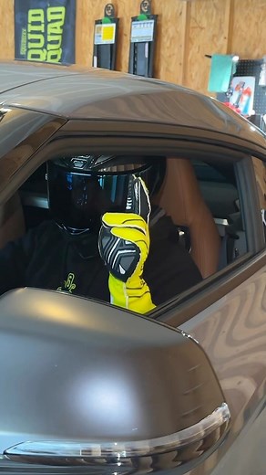 new boot goofin’ 👢🥸 #yamaha #r6 #motorcycle #comedy #humor #twowheels #sportbike #squid #squidsquad #omp #supra | Squid Sixx