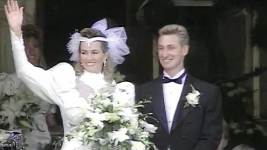 Wayne Gretzky marries Janet Jones in 1988
