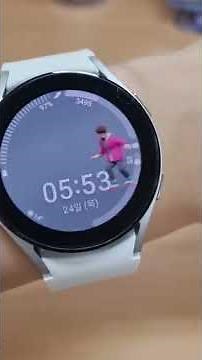 50대를 위한 갤럭시 워치4 사용설명서 0탄 착용샷