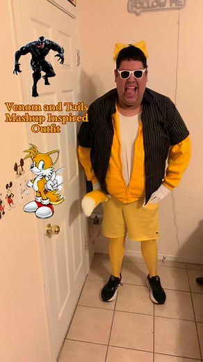 RJ Leal on Instagram: "My first attempt of a Venom and Tails mashup inspired outfit 💛🤍💛🖤🖤 #sonic #sonicthehedgehog #sonicmovie #tails #venom #marvel #marvelcomics #marvelstudios #crossover #cosplay #cosplayer #fashionblogger #fashion"