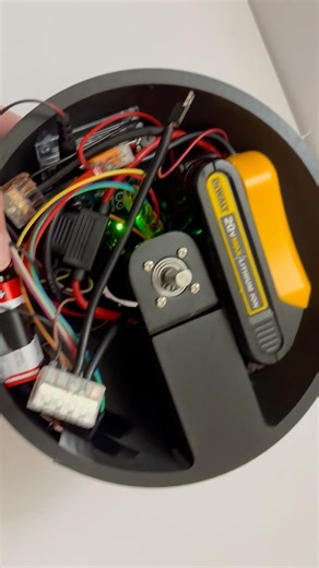 Self Aiming Soccer Ball (Impossible to miss)