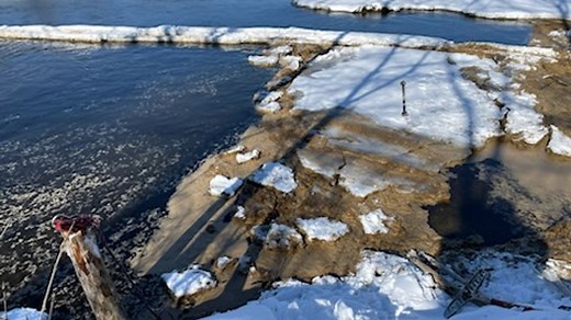 Sludge-like material in Fox River coming from ongoing spill from McKinley Paper mill