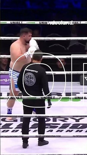 Sofian Laidouni ROCKED Iancu on his way to a decision victory at #COLLISION7!