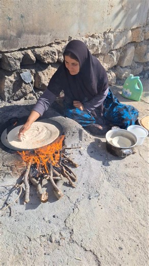 Sanam’s Fire-Baked Bread Ancient Nomadic Tradition🍞🔥