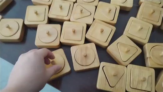 Inspecting wooden products involves several key steps to ensure quality, functionality, and durability. Here's a general guide for wooden product inspection: 1. Visual Inspection Color and Grain Consistency: Ensure the wood's color is uniform, with a consistent grain pattern. Any major color variation may affect appearance. Surface Defects: Look for cracks, splits, knots, and other imperfections like insect damage or warping, which could affect both appearance and structural integrity. Finish Qu