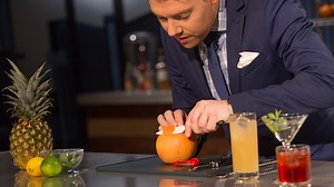 How to Garnish Your Drinks Like a Pro