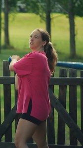 157K views · 2.1K reactions | Eltalálta az operatőrt baseballozás közben.  Baylen vállalja magát -Őszintén: Tourette-szindrómás vagyok!- Minen hétfőn 21:00 órától a TLC műsorán! #growingup #tourettes #család #lány #ifjúság #tourettesyndrome | TLC Magyarország | Facebook