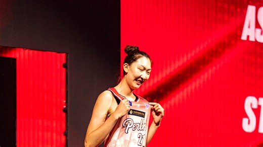 HoopsFest returns to Perth as Lynx, Spirit steal the show