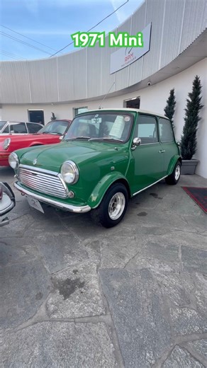 1971 Classic Mini 👆🏻 #vintagecars #cars #classic #mini #fyp #70s #