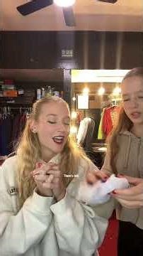 little grinch happy meal unboxing 🎁🎄✨ #happymealunboxing #grinchmeal #grinchmas #musicaltheatre