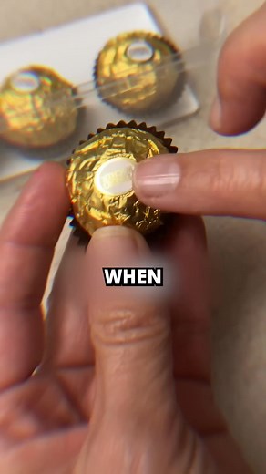 78K views · 353 reactions | The Correct Way To Open #shorts #viral #lifehacks #trending When this girl bought her favorite chocolate, she had the craziest discovery! And even though this works great, people are saying it's much better to open it from the back! But how do you open it? | world vista | Facebook