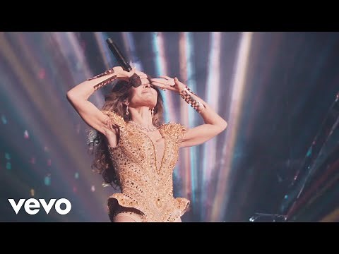 Gloria Trevi - Con Los Ojos Cerrados (En Vivo Desde La Arena Ciudad De México)
