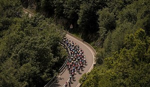 BeşiBirYerde (278): İtalya Bisiklet Turu başlıyor | Dikkatle takip edilmesi gereken beş isim - Medyascope