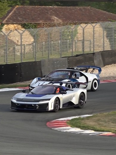 Ferrari F40 Drift and Hypercar Convoy Highlights