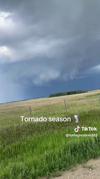 Funnel Cloud Formation and Tornado Warnings Explained