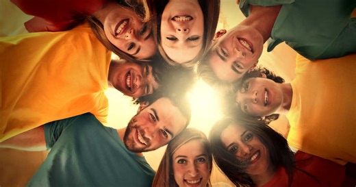 Lien social : ce qui rapproche les Français en 2025 selon un sondage Ipsos