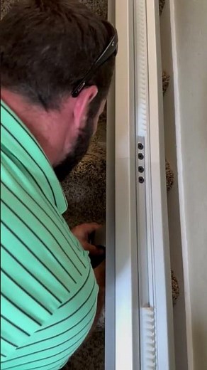 🔧 Installing a Harmar Pinnacle SL600 Stairlift – Track Joint Tightening by HomePro Mobility Texas