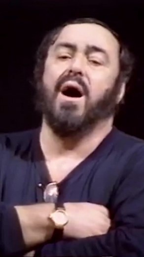 Pavarotti Rehearsal for L'elisir d'Amore 1991