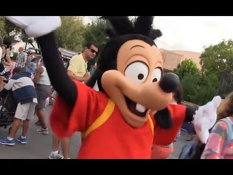 Character Dance Jam at Disney's Hollywood Studios - Rare characters come out to meet fans