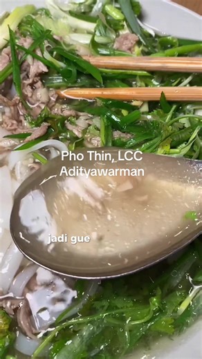 📍PHO THIN, LCC ADITYAWARMAN Pantes ya begitu buka di Jakarta banyak banget yang happy, sepadan sih sama rasanya. Tempatnya juga nyaman, di pojokan dan adem ❤️ recommended! #phothinjakarta #lccadityawarman #rekomendasikulinerjakartaselatan #kulinerjakartaselatan #kulinerblokm #phojakarta