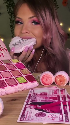 Kylie Makeup Tutorial for ASMR Lovers